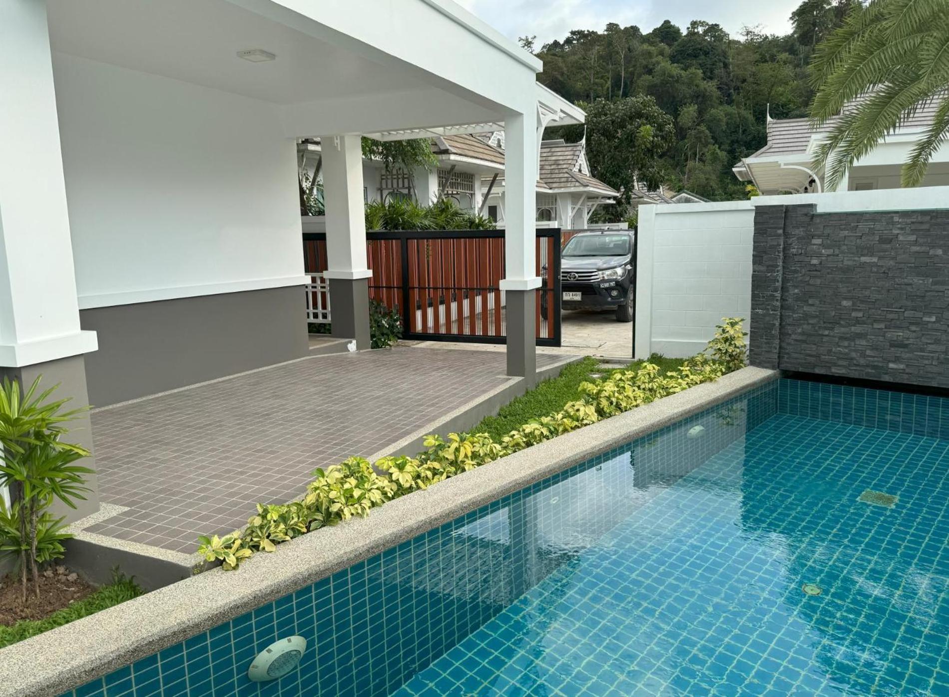 Luxury Villa Kamala Garden View By Lofty Bagian luar foto